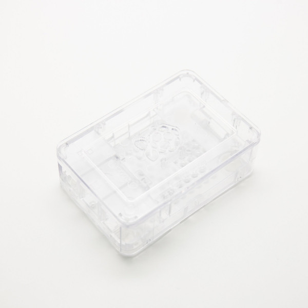 Прозрачный пластиковый корпус с логотипом Raspberry Pi